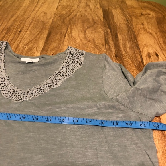J Jill Green Grey Taupe Lace V-Neck Tee Short Sleeve Top Womens Size Large - Picture 5 of 8